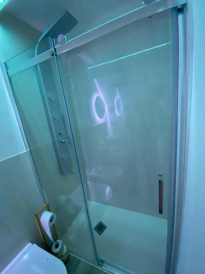 Visavi' Luxury Room 托雷阿马莱 外观 照片
